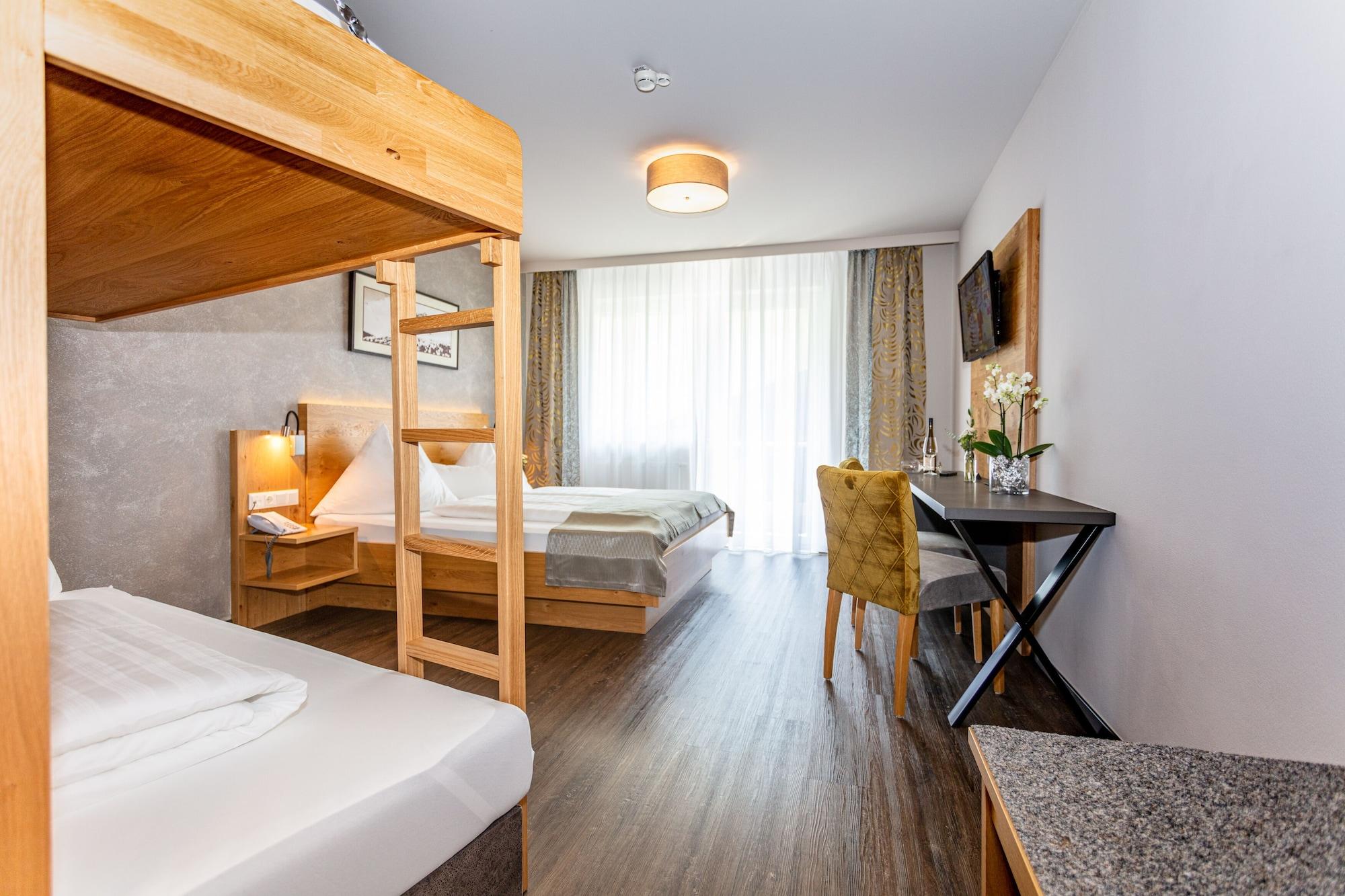 Hotel Almrausch ザールバッハ・ヒンターグレム エクステリア 写真